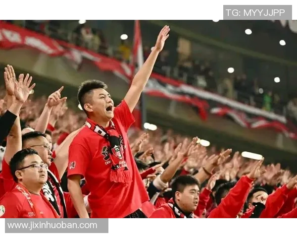 足球明星加盟中国联赛引发热潮球迷热情高涨期待新赛季表现